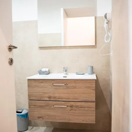 Principe Amedeo 93 3* バーリ